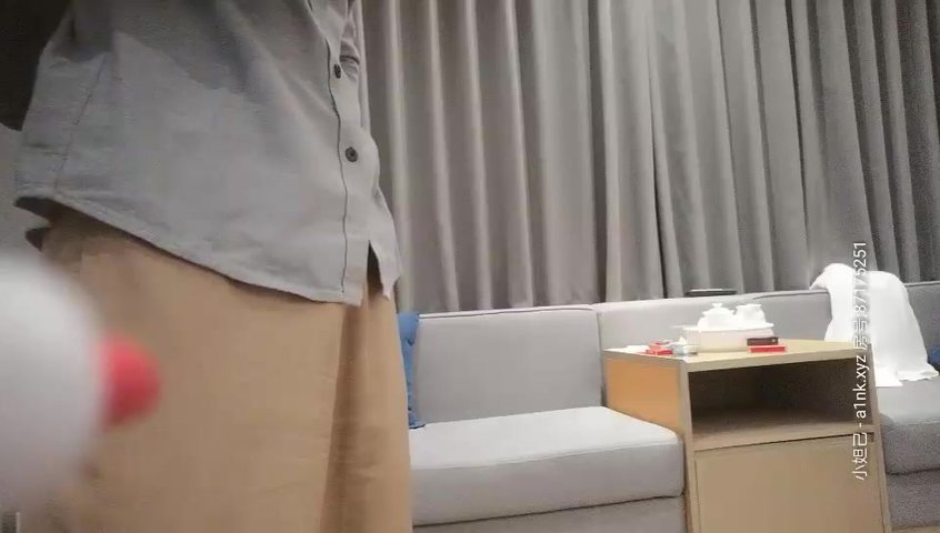 大熊探花新人胖老哥约了个高颜值西装妹子啪啪,洗完澡穿上黑丝口交上位骑坐侧入猛操